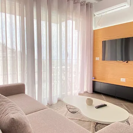 Liv 아파트 Vlorë